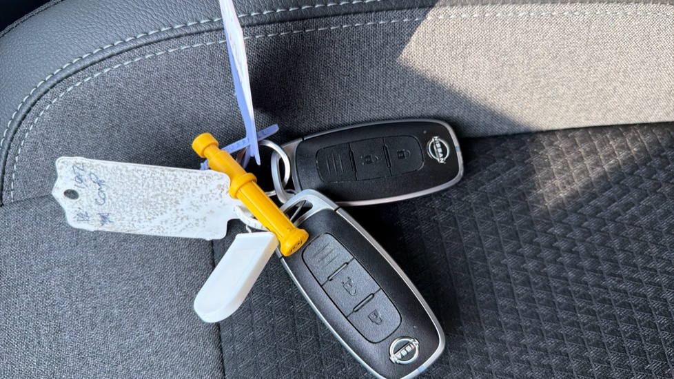 Nissan Qashqai 1.5 E-Power N-Connecta 5dr Auto Hybrid Hatchback - Image 20