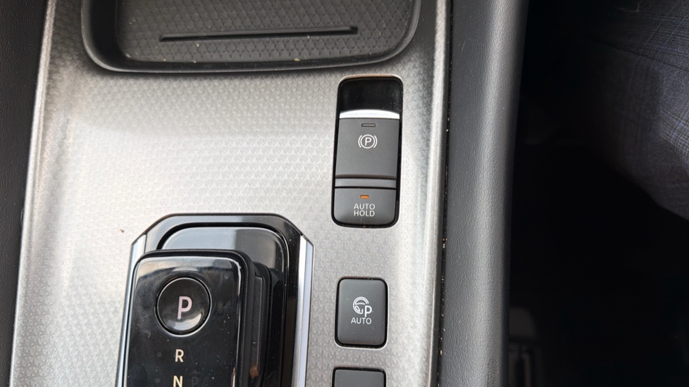 Nissan Qashqai 1.5 E-Power N-Connecta 5dr Auto Hybrid Hatchback - Image 23