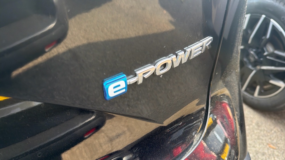 Nissan Qashqai 1.5 E-Power N-Connecta 5dr Auto Hybrid Hatchback - Image 38