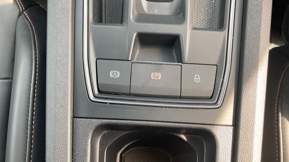 CUPRA Formentor 1.5 TSI 150 V2 5dr DSG Petrol Estate - Image 8