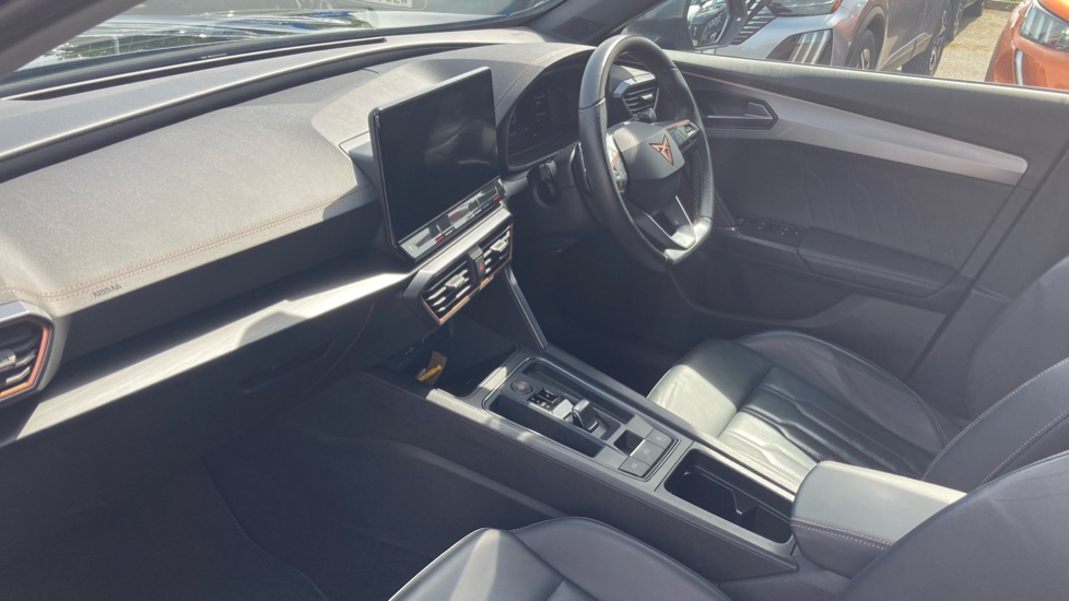 CUPRA Formentor 1.5 TSI 150 V2 5dr DSG Petrol Estate - Image 9