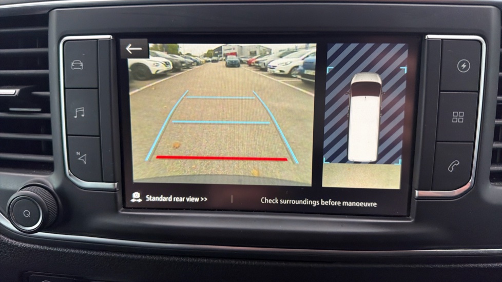 Vauxhall Vivaro Life 100kW Ultimate L 50kWh 5dr Auto Electric Estate - Image 39