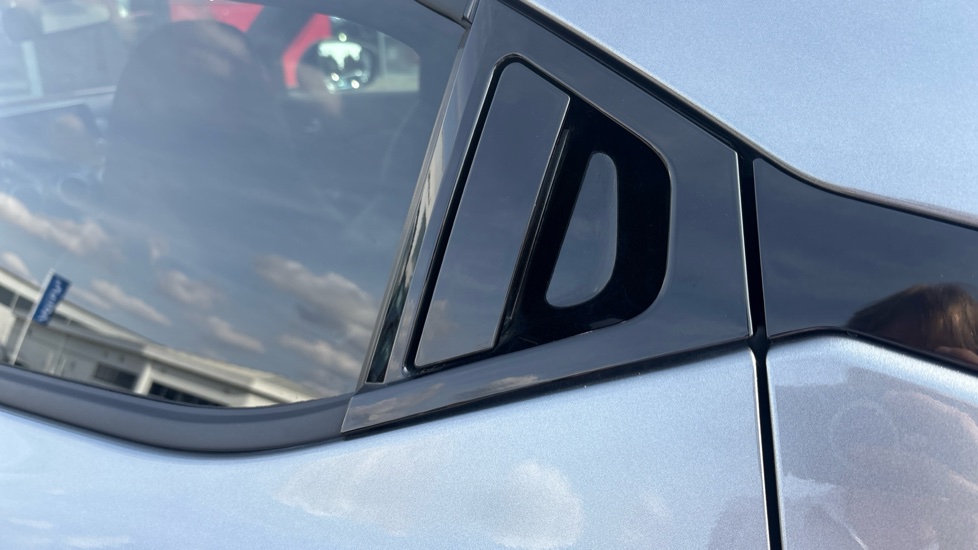 Nissan Juke 1.6 Hybrid N-Connecta 5dr Auto Hybrid Hatchback - Image 25
