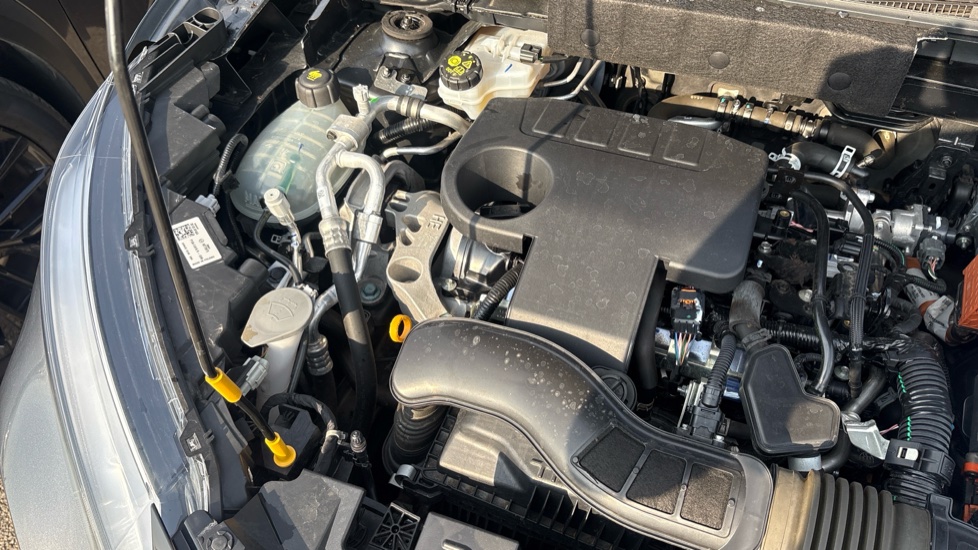Nissan Juke 1.6 Hybrid N-Connecta 5dr Auto Hybrid Hatchback - Image 36