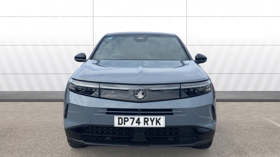 Vauxhall Grandland 1.2 Hybrid [136] Ultimate 5dr e-DCT6 [Pan Roof] Petrol Hatchback - Image 3