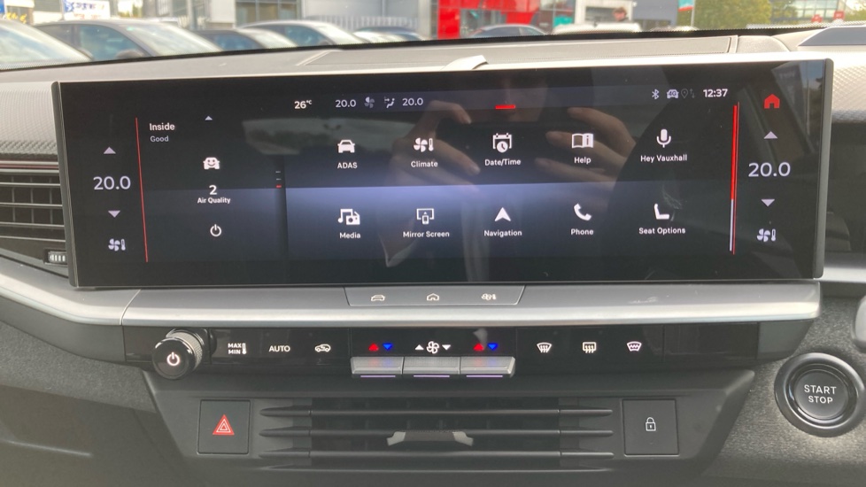 Vauxhall Grandland 1.2 Hybrid [136] Ultimate 5dr e-DCT6 [Pan Roof] Petrol Hatchback - Image 30