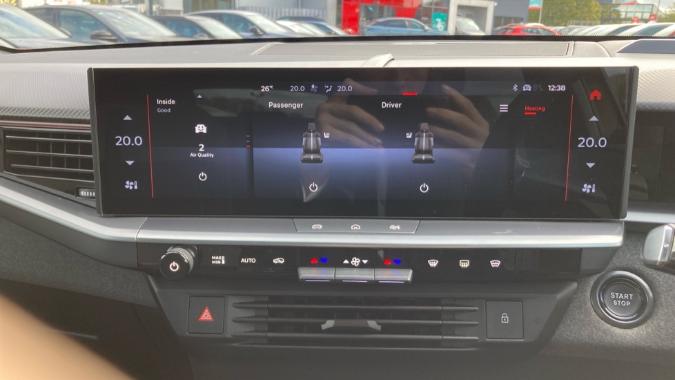 Vauxhall Grandland 1.2 Hybrid [136] Ultimate 5dr e-DCT6 [Pan Roof] Petrol Hatchback - Image 32