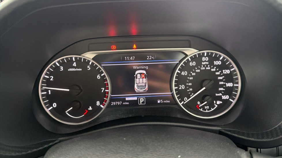 Nissan Juke 1.0 DiG-T 114 N-Connecta 5dr DCT Petrol Hatchback - Image 21