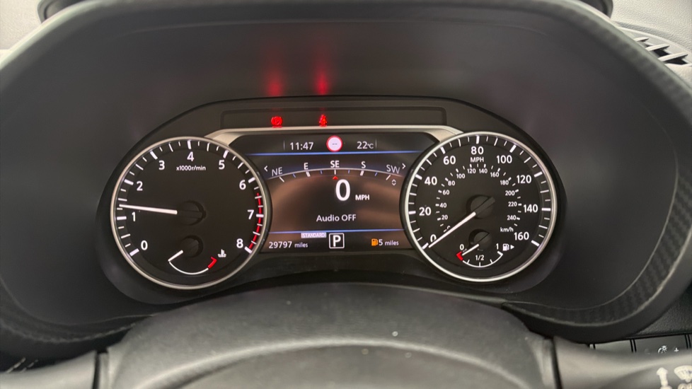 Nissan Juke 1.0 DiG-T 114 N-Connecta 5dr DCT Petrol Hatchback - Image 22
