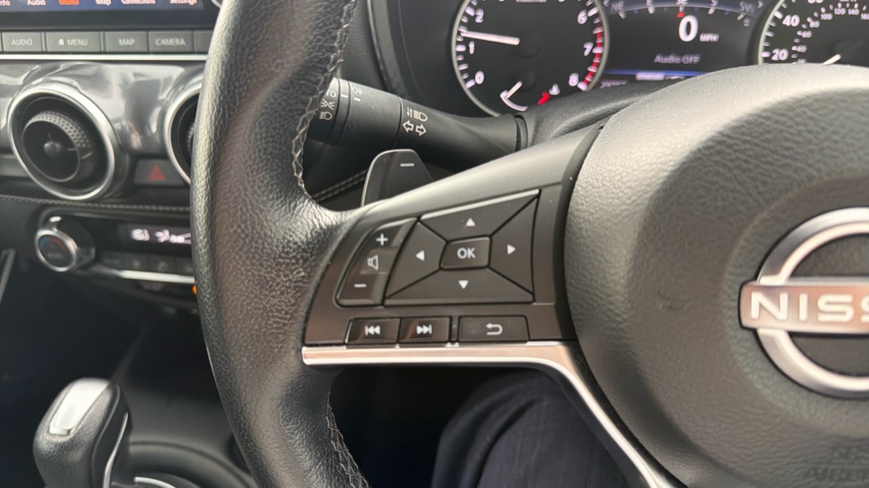 Nissan Juke 1.0 DiG-T 114 N-Connecta 5dr DCT Petrol Hatchback - Image 25