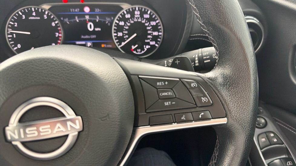 Nissan Juke 1.0 DiG-T 114 N-Connecta 5dr DCT Petrol Hatchback - Image 26