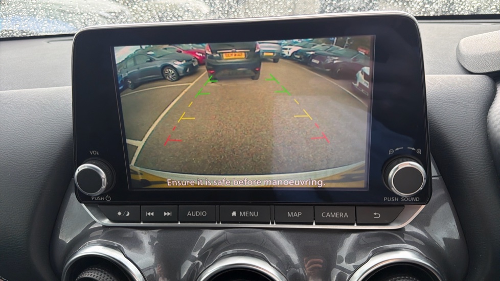 Nissan Juke 1.0 DiG-T 114 N-Connecta 5dr DCT Petrol Hatchback - Image 34