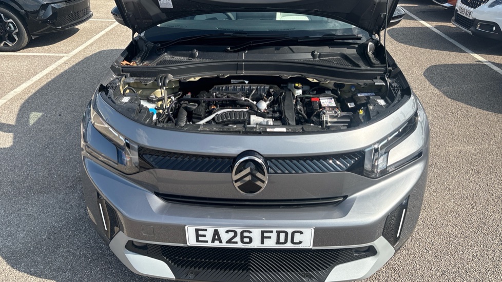 Citroen C3 Aircross 1.2 Hybrid [136] Max 5dr e-DCS6 Petrol Hatchback - Image 21