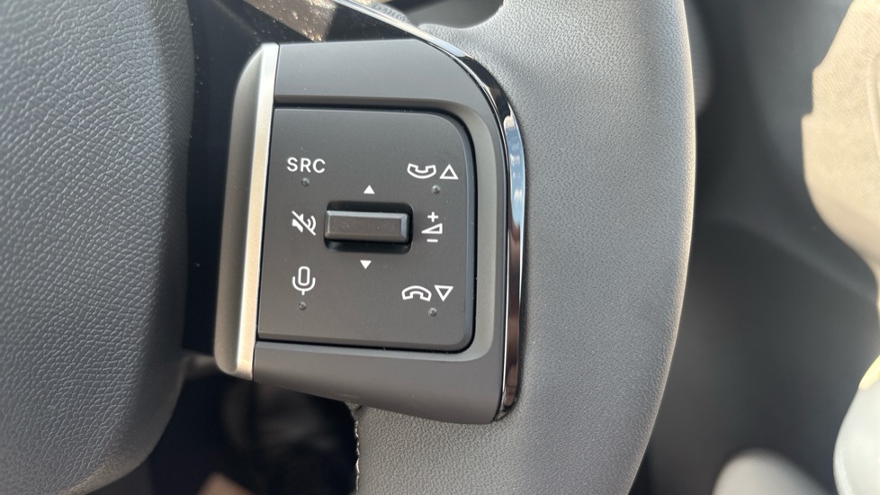Citroen C3 Aircross 1.2 Hybrid [136] Max 5dr e-DCS6 Petrol Hatchback - Image 49