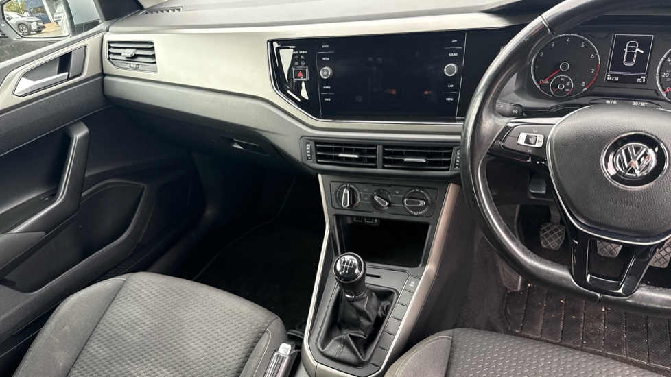 Volkswagen Polo 1.0 TSI 95 SE 5dr Petrol Hatchback - Image 14