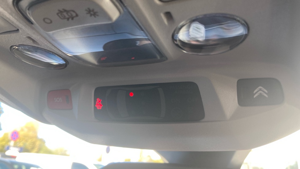 Citroen C5 Aircross 1.2 PureTech Max 5dr Petrol Hatchback - Image 34