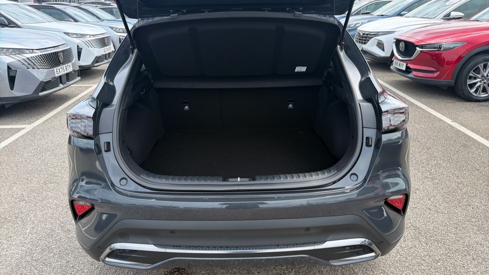 Kia Xceed 1.5T GDi ISG 138 GT-Line 5dr Petrol Hatchback - Image 4