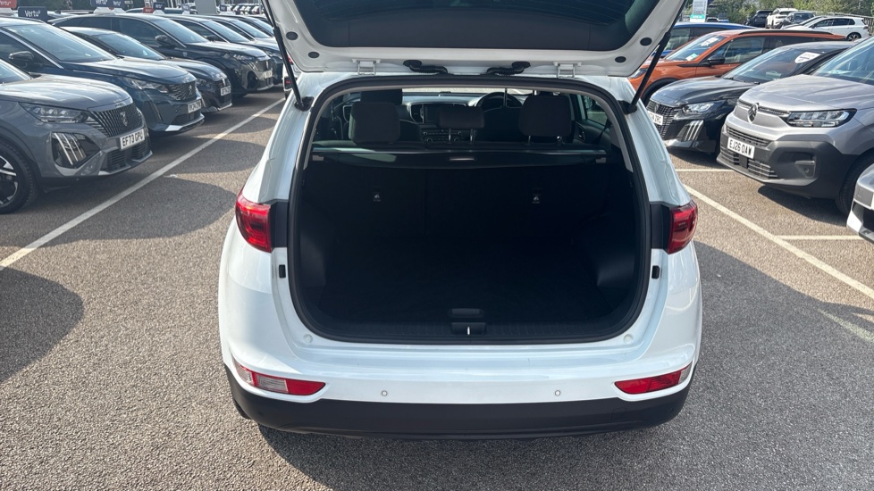 Kia Sportage 1.7 CRDi ISG 2 5dr Diesel Estate - Image 4