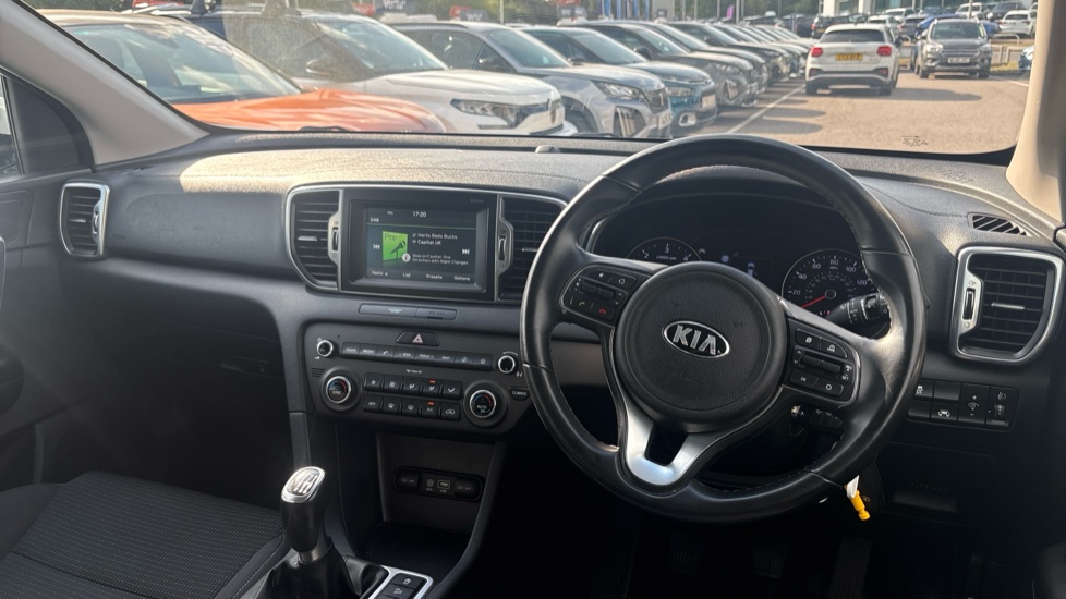 Kia Sportage 1.7 CRDi ISG 2 5dr Diesel Estate - Image 11