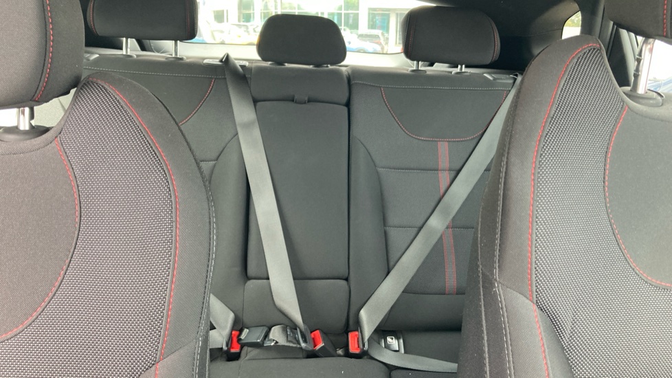 Hyundai I30 Fastback 1.5T GDi N Line 5dr DCT Petrol Hatchback - Image 15