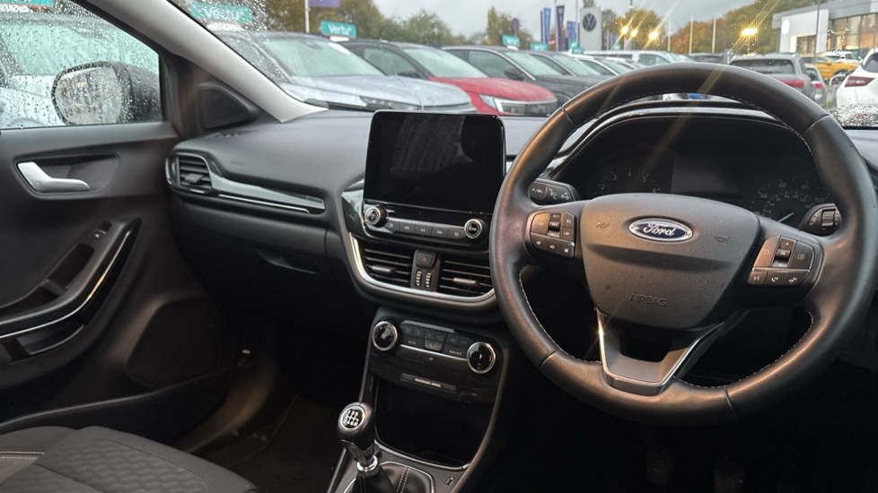 Ford Puma 1.0 EcoBoost Hybrid mHEV Titanium 5dr Petrol Hatchback - Image 11