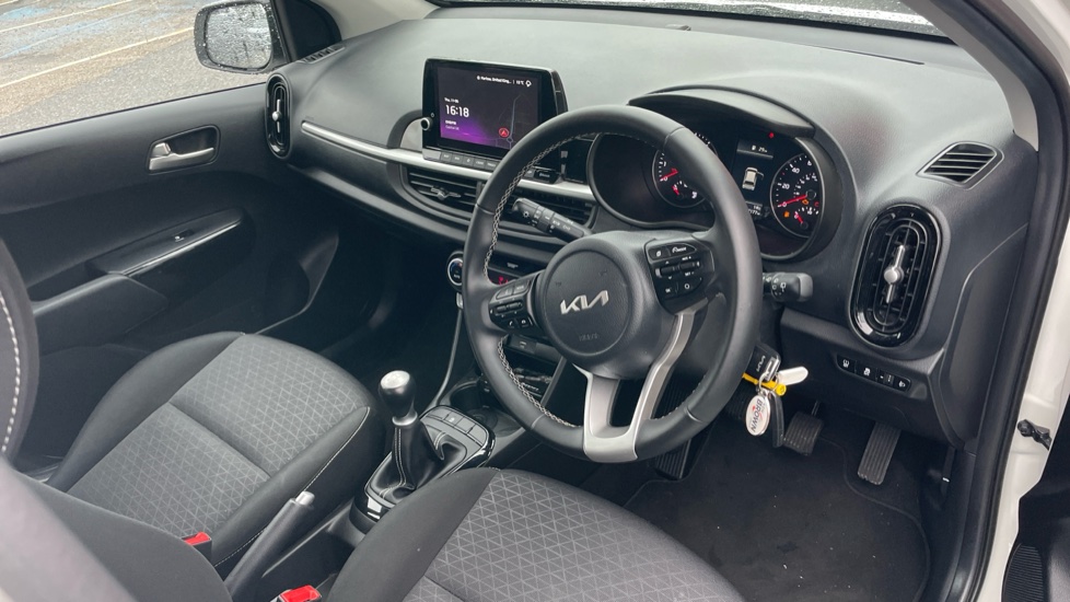 Kia Picanto 1.0 3 5dr [4 seats] Petrol Hatchback - Image 11