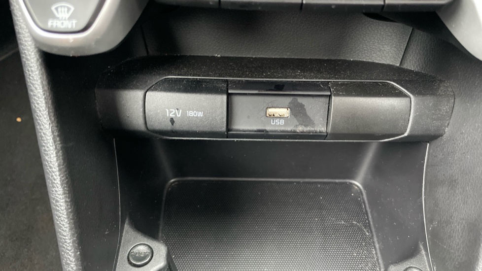 Kia Picanto 1.0 3 5dr [4 seats] Petrol Hatchback - Image 34
