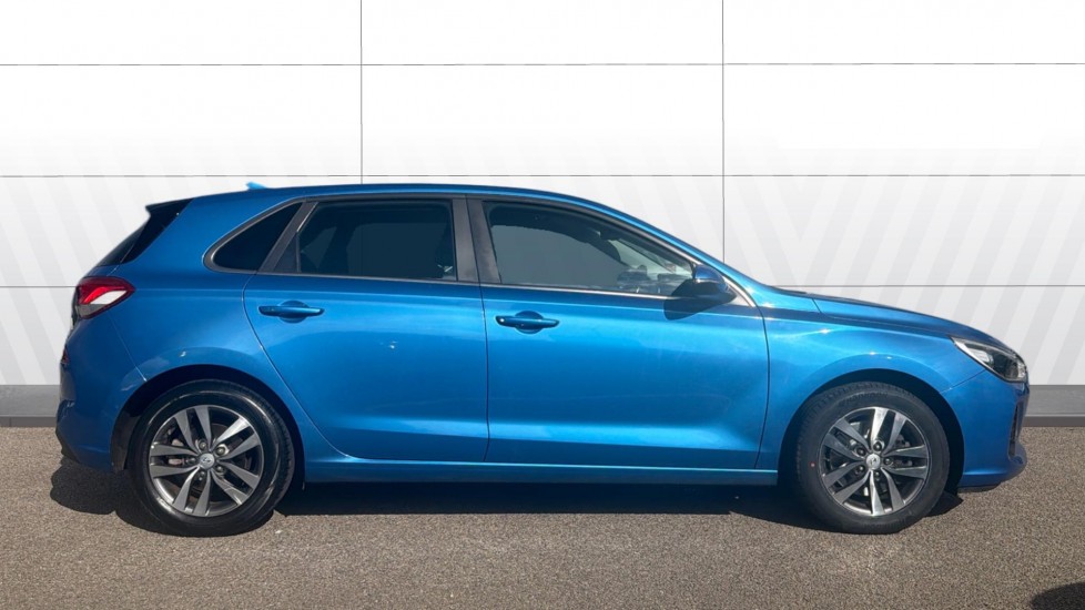 Hyundai i30 1.4T GDI SE Nav 5dr DCT Petrol Hatchback - Image 5