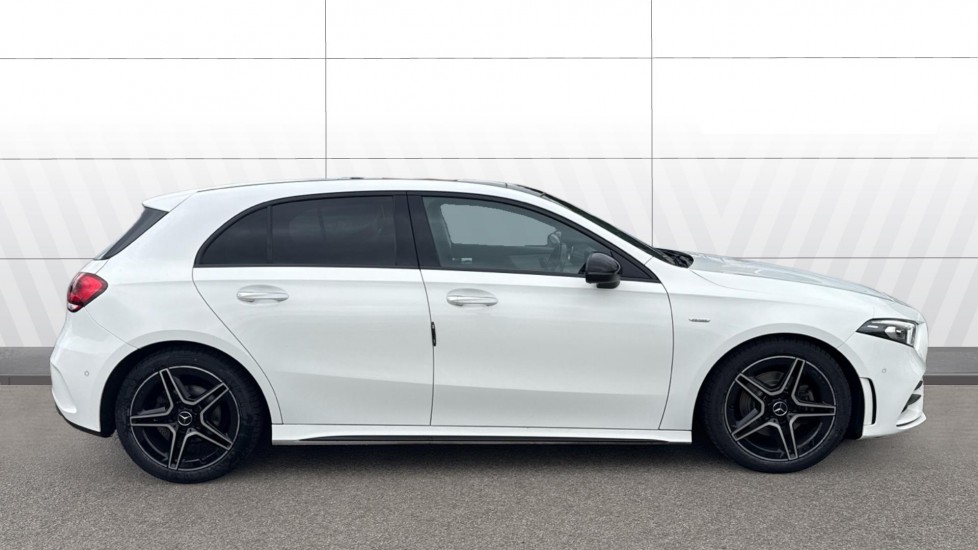 Mercedes-Benz A-Class A180d AMG Line Premium Plus Edition 5dr Auto Diesel Hatchback - Image 5