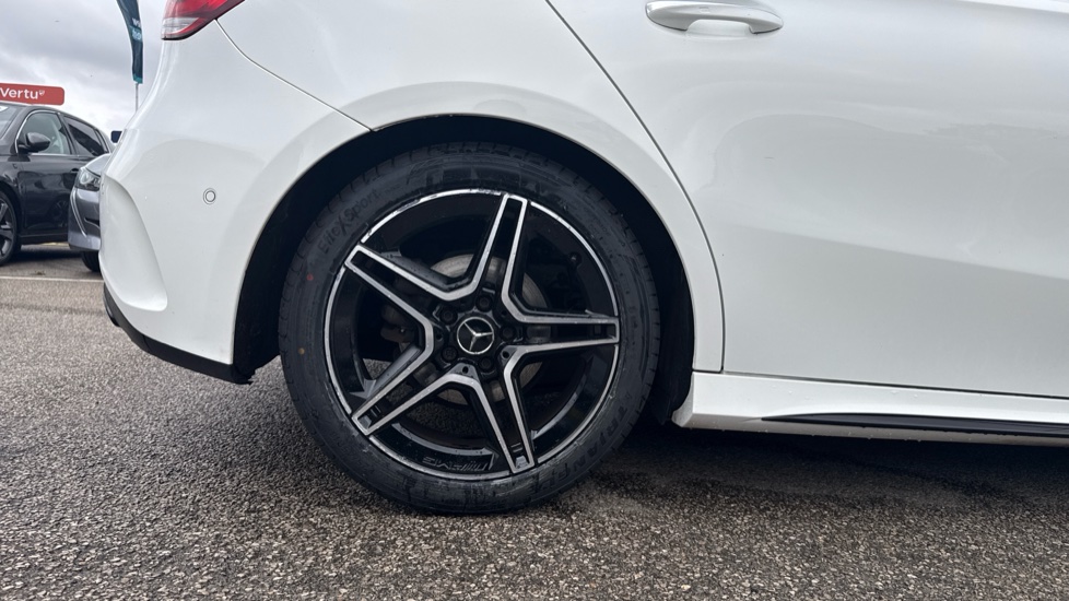 Mercedes-Benz A-Class A180d AMG Line Premium Plus Edition 5dr Auto Diesel Hatchback - Image 7