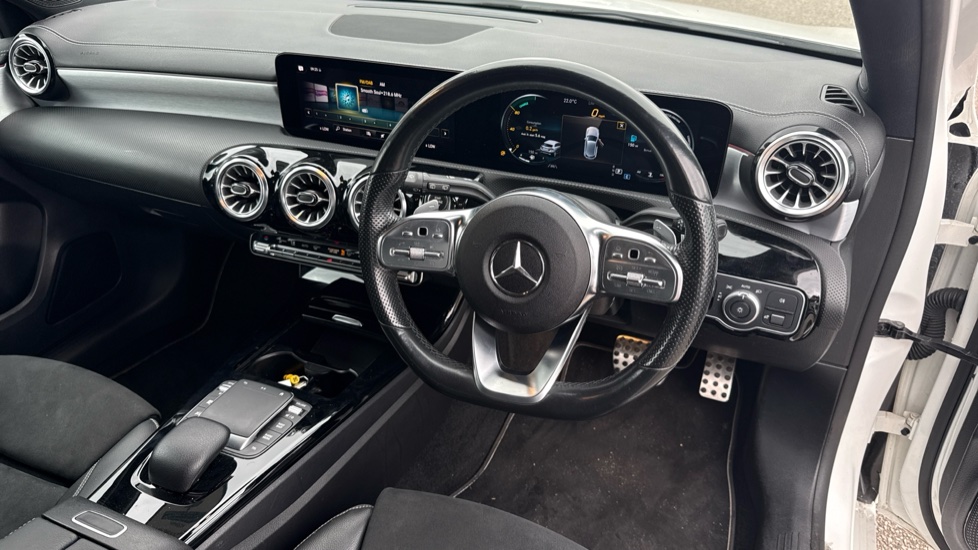 Mercedes-Benz A-Class A180d AMG Line Premium Plus Edition 5dr Auto Diesel Hatchback - Image 11