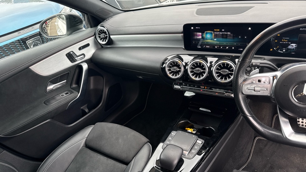 Mercedes-Benz A-Class A180d AMG Line Premium Plus Edition 5dr Auto Diesel Hatchback - Image 14