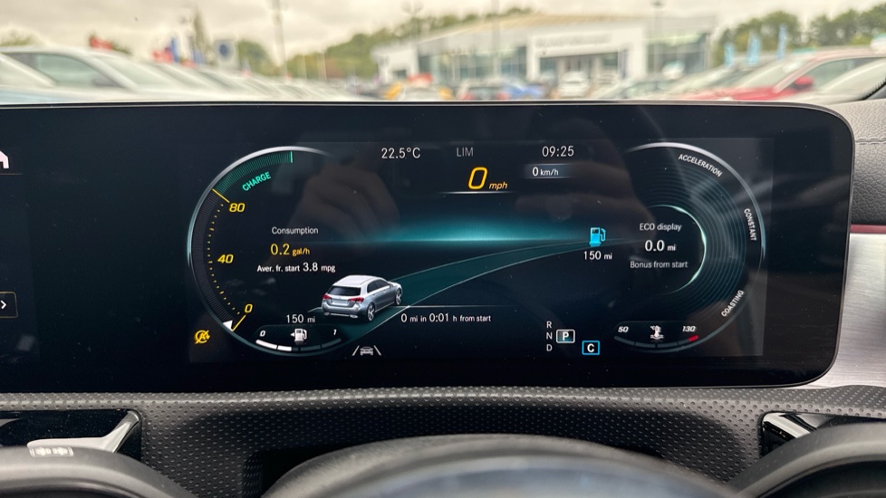Mercedes-Benz A-Class A180d AMG Line Premium Plus Edition 5dr Auto Diesel Hatchback - Image 18