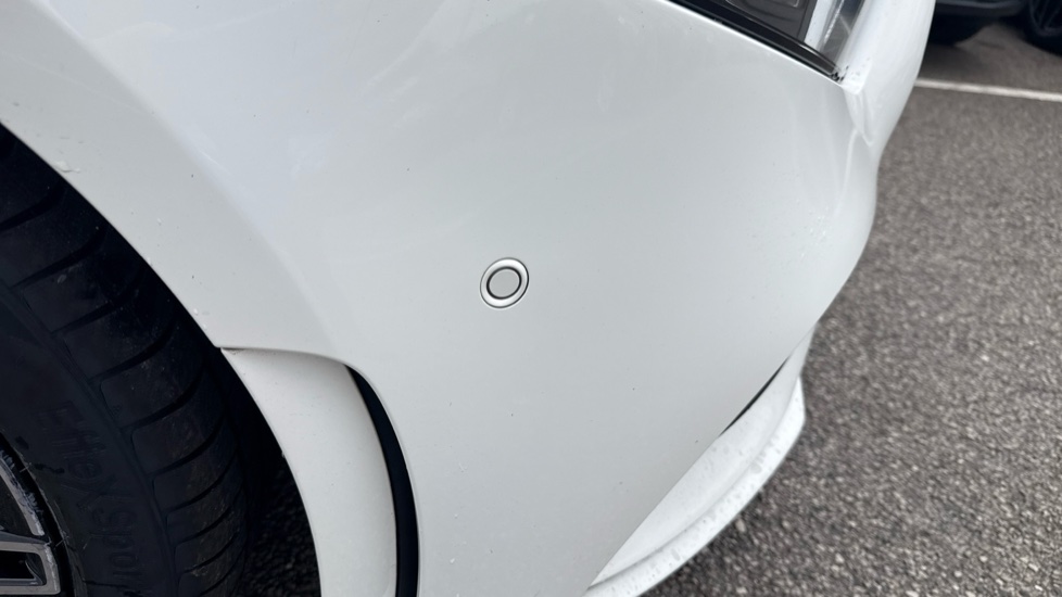 Mercedes-Benz A-Class A180d AMG Line Premium Plus Edition 5dr Auto Diesel Hatchback - Image 25