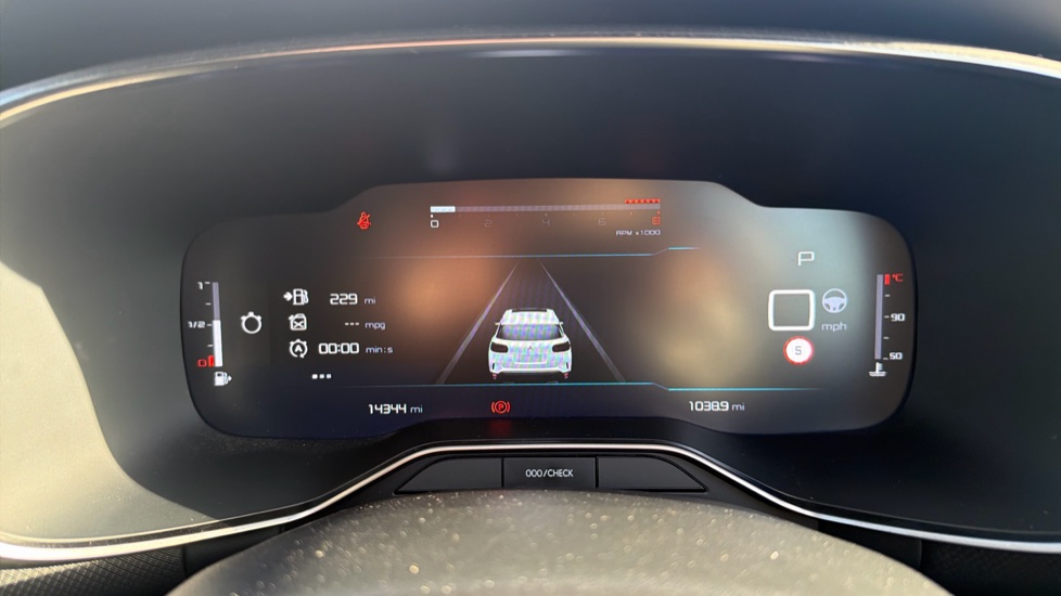 Citroen C5 Aircross 1.2 PureTech C-Series Edition 5dr EAT8 Petrol Hatchback - Image 32