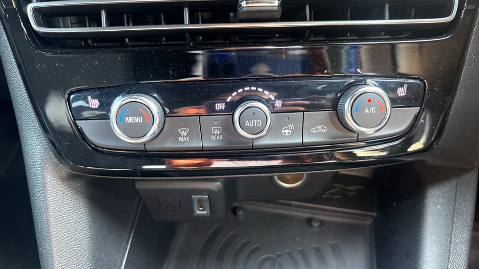 Vauxhall Mokka 115kW Ultimate 54kWh 5dr Auto Electric Hatchback - Image 30
