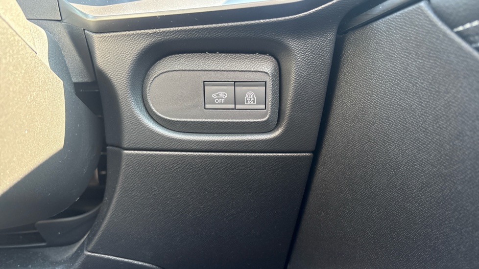 Vauxhall Mokka 115kW Ultimate 54kWh 5dr Auto Electric Hatchback - Image 33