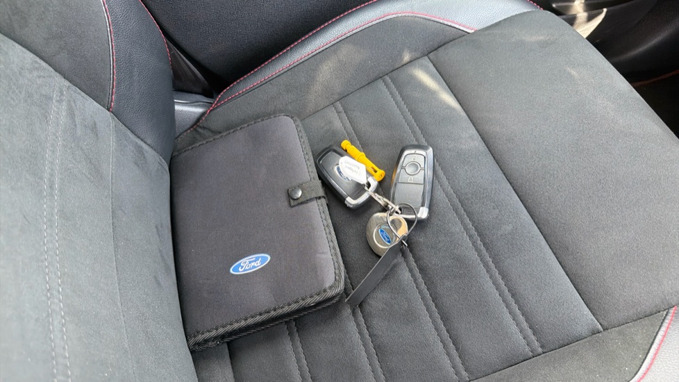 Ford EcoSport 1.0 EcoBoost 125 ST-Line 5dr Petrol Hatchback - Image 19