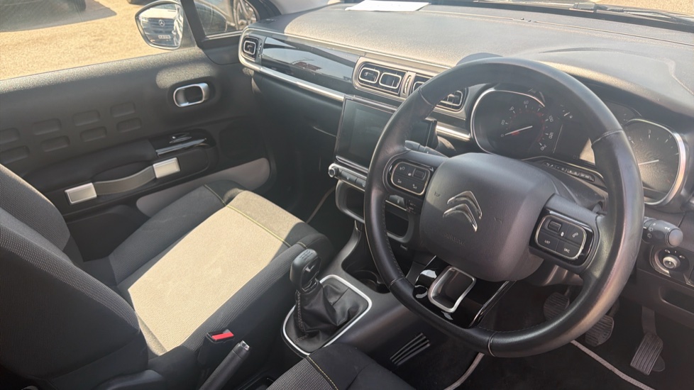 Citroen C3 1.2 PureTech 82 Flair 5dr Petrol Hatchback - Image 11