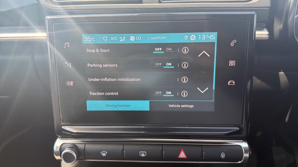 Citroen C3 1.2 PureTech 82 Flair 5dr Petrol Hatchback - Image 32