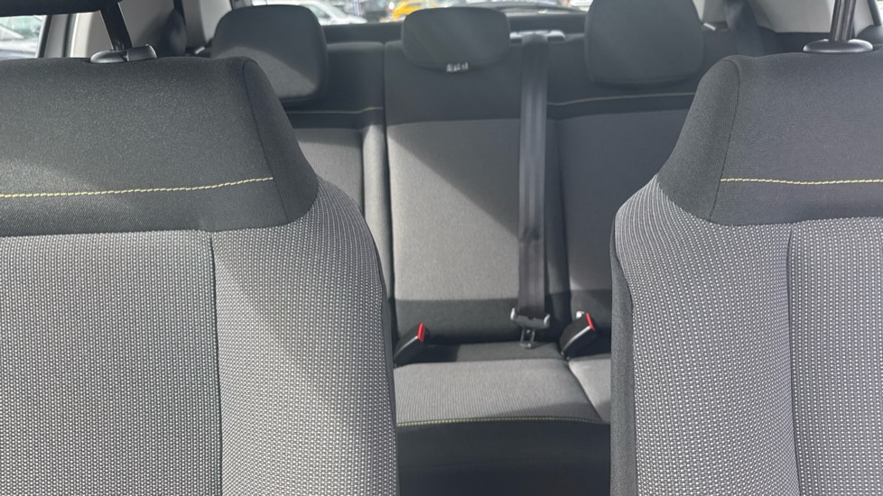Citroen C3 1.2 PureTech C-Series Edition 5dr Petrol Hatchback - Image 15