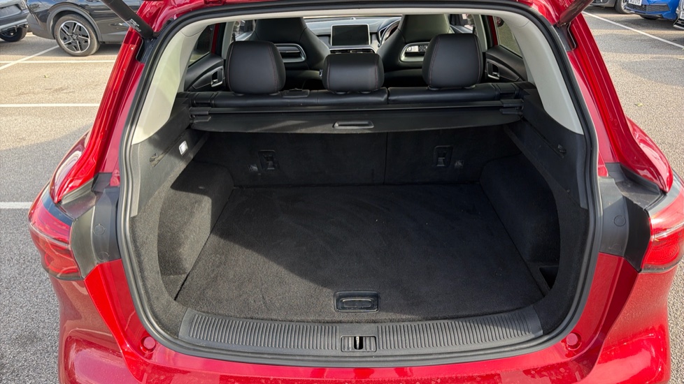 MG HS 1.5 T-GDI Exclusive 5dr DCT Petrol Hatchback - Image 4