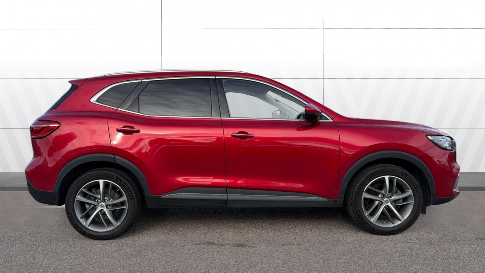 MG HS 1.5 T-GDI Exclusive 5dr DCT Petrol Hatchback - Image 5