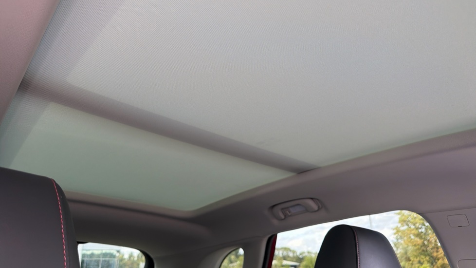 MG HS 1.5 T-GDI Exclusive 5dr DCT Petrol Hatchback - Image 38