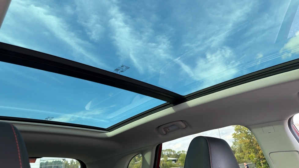 MG HS 1.5 T-GDI Exclusive 5dr DCT Petrol Hatchback - Image 39