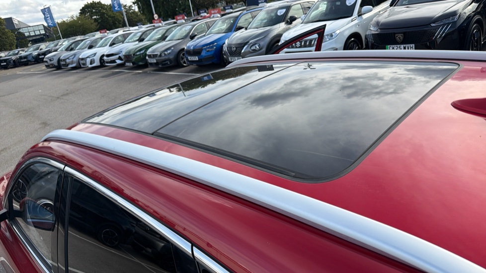 MG HS 1.5 T-GDI Exclusive 5dr DCT Petrol Hatchback - Image 49