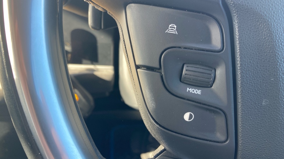 Citroen Grand C4 1.5 BlueHDi 130 Flair Plus 5dr EAT8 Diesel Estate - Image 33