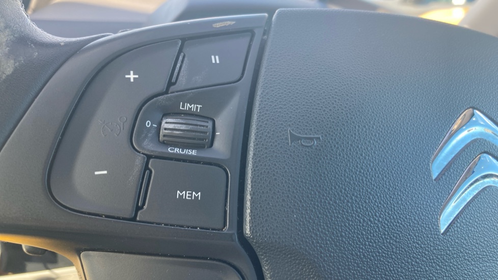Citroen Grand C4 1.5 BlueHDi 130 Flair Plus 5dr EAT8 Diesel Estate - Image 34