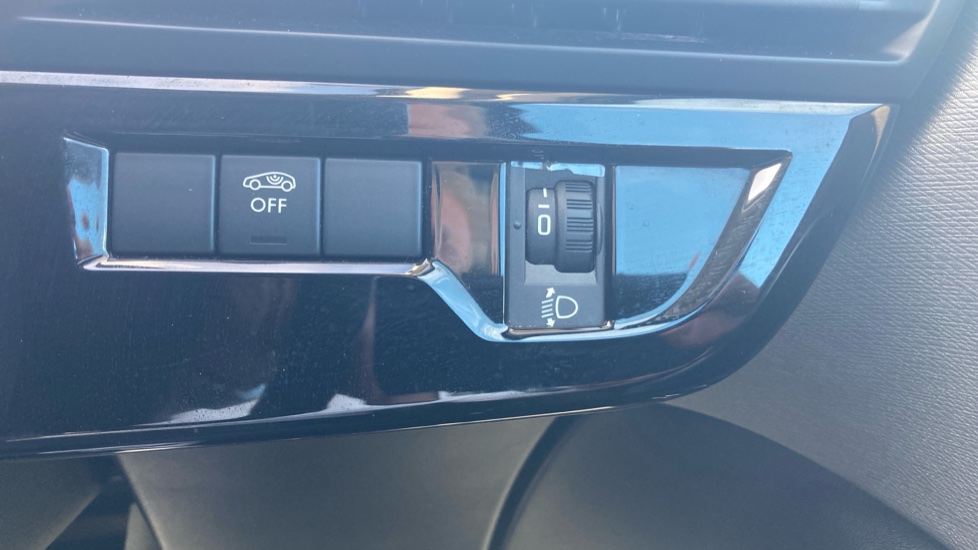 Citroen Grand C4 1.5 BlueHDi 130 Flair Plus 5dr EAT8 Diesel Estate - Image 38