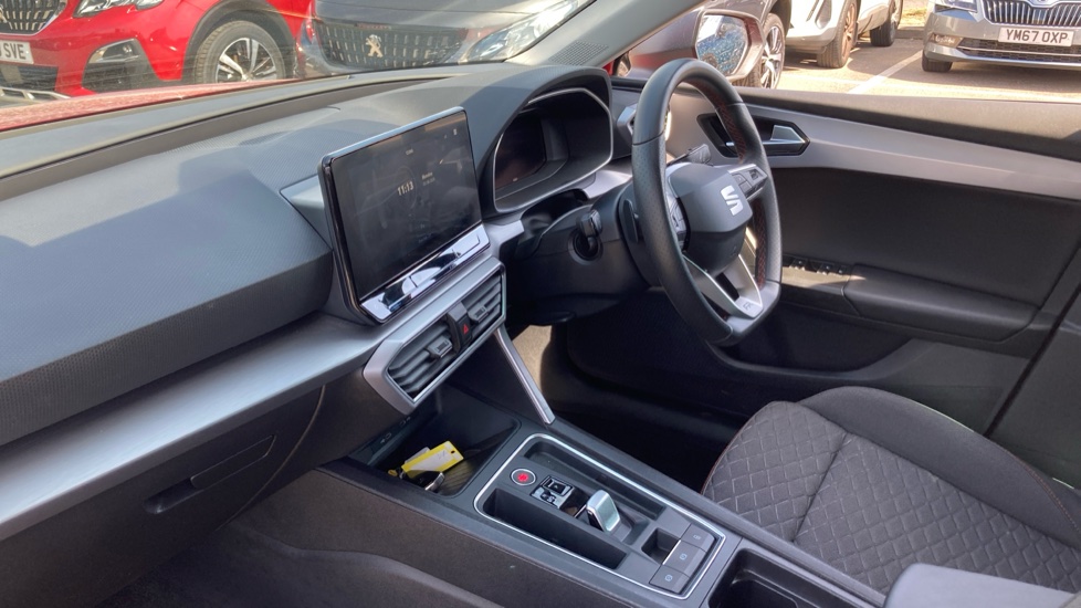 SEAT Leon 1.0 eTSI FR 5dr DSG Petrol Hatchback - Image 9